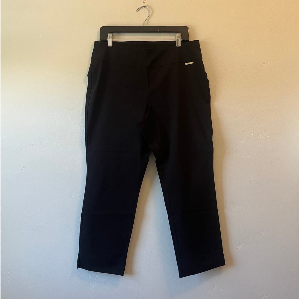 Roz & Ali Black Pull-On Capri Dress Pants